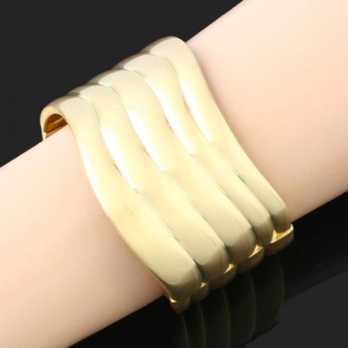 18k Gold Plated Cuff Bracelet on Luulla